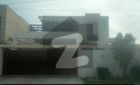ڈی ایچ اے فیز 6 ڈی ایچ اے ڈیفینس,کراچی میں 5 کمروں کا 1 کنال مکان 10.75 کروڑ میں برائے فروخت۔