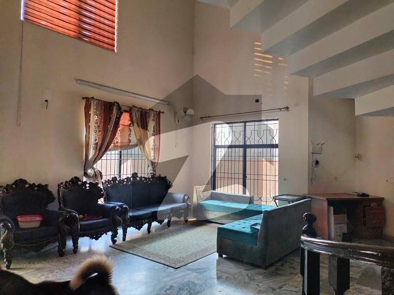 1 Kanal House Available For Sale In DHA Phase 4 Lahore Cantt