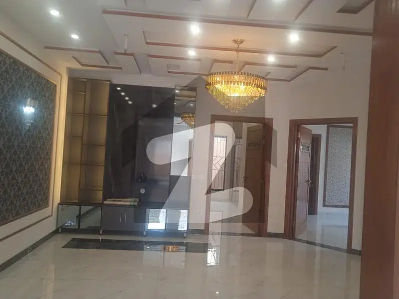 10 MARLA HOUSE AVAILABLE FOR SALE IN OPF HOUSING SCHEME WITH ALL FACILITIES
