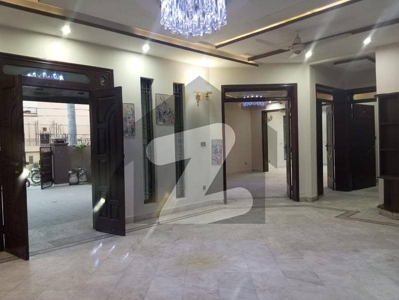 Original Image 5 Marla Full House On Top Location For Sale In DHA Phase 3 Block-W Lahore