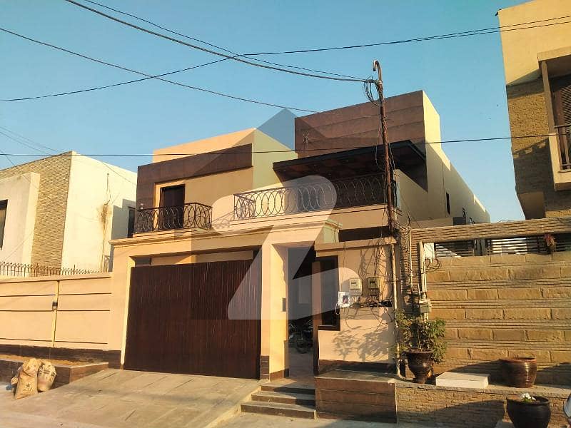 ڈی ایچ اے فیز 6 ڈی ایچ اے ڈیفینس,کراچی میں 6 کمروں کا 1 کنال مکان 13.5 کروڑ میں برائے فروخت۔