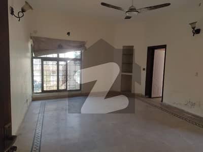 1 Kanal 5 Bed Double Storey House Available For Rent In Model Town Lahore