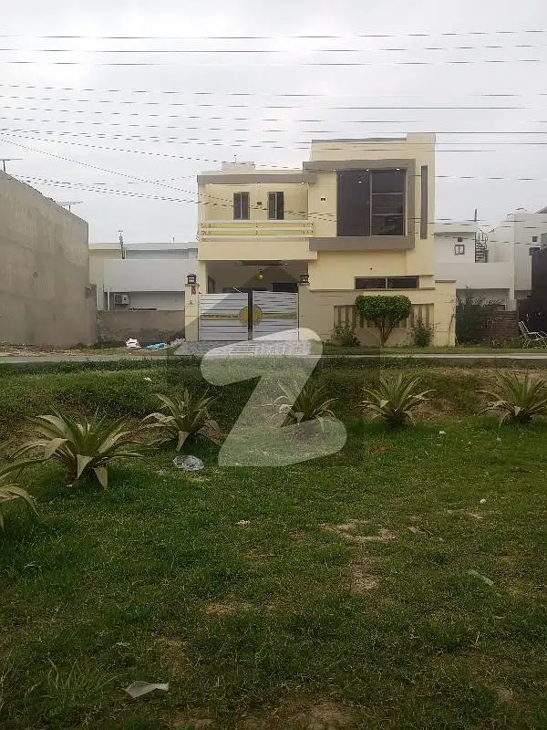 5 Marla Brand New Luxurious Park Facing House Available For Sale In Buch Villas Multan