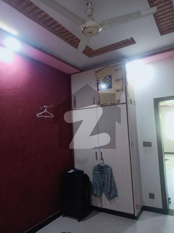 علی ٹاؤن لاہور میں 2 کمروں کا 5 مرلہ زیریں پورشن 35.0 ہزار میں کرایہ پر دستیاب ہے۔