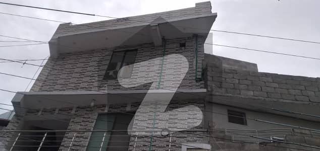مین مانسہرہ روڈ ایبٹ آباد میں 5 مرلہ عمارت 4.0 کروڑ میں برائے فروخت۔