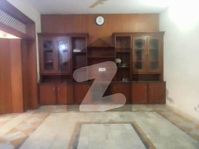 5 MARLA UPPER PORTION FOR RENT IN JOHAR TOWN PHASE 1