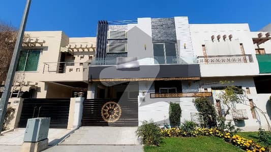 5.5 Marla House Is Available For Sale In DHA Phase 5 Block D Lahore
