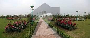 24 MARLA COMMERCIAL ON GROUND POSSESSION AT INVESTER RATE PLOT FOR SALE MAIN BULEWARD BACK BAHRIA TOWN LAHORE