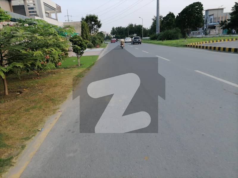 Property Inn Required 14 Marla 200 Ft Rd Plus Corner File In CC Block Phase 2 Lahore.