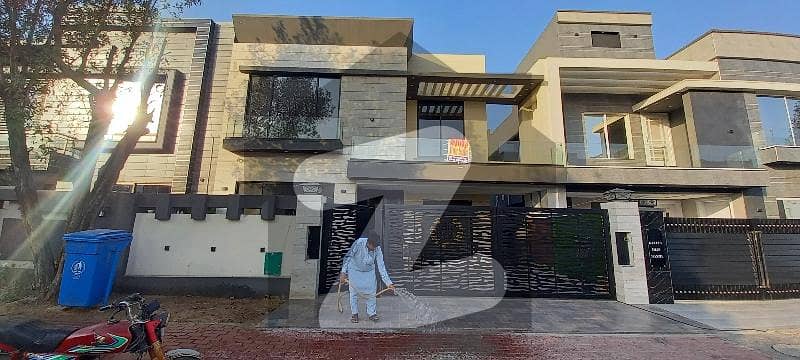 10 Marla Brand New House In Central Block Bahria Orchard