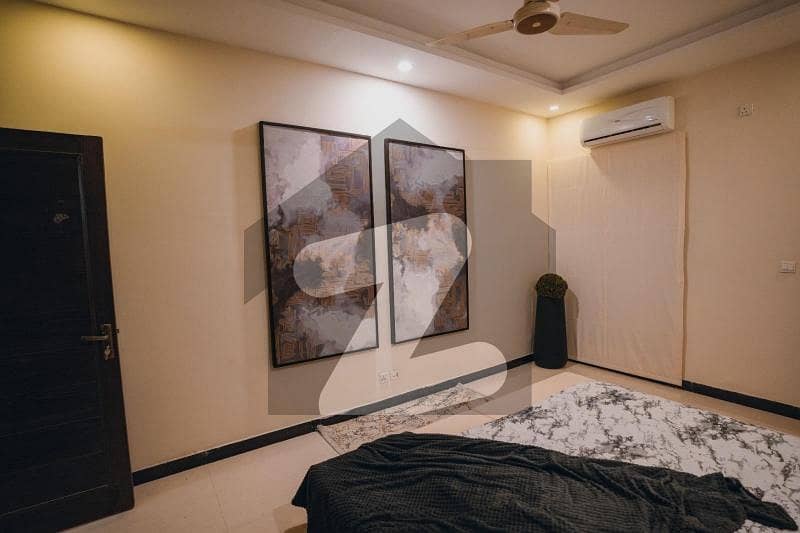 بحریہ ٹاؤن فیز 4 بحریہ ٹاؤن راولپنڈی,راولپنڈی میں 5 کمروں کا 10 مرلہ مکان 5.25 کروڑ میں برائے فروخت۔