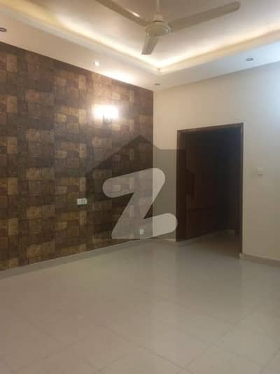 DHA Phase 6 Bukhari Commercial 3
Bedrooms Drawing Room Dining Room Open Kitchen Fully Renovated