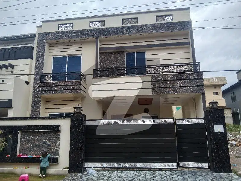 Luxury House For Sale In Ideal Location