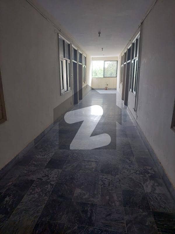 جی ۔ 7 اسلام آباد میں 5 کمروں کا 18 مرلہ دفتر 6.65 لاکھ میں کرایہ پر دستیاب ہے۔