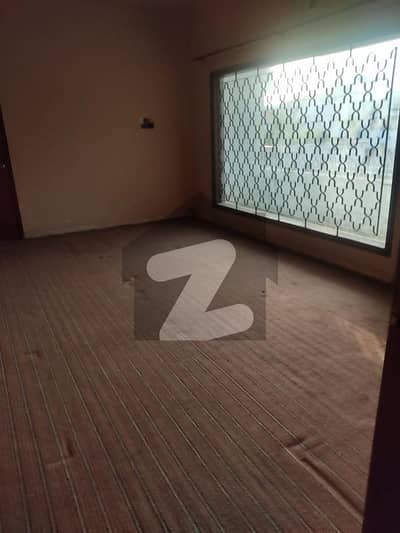 پی ای سی ایچ ایس جمشید ٹاؤن,کراچی میں 9 کمروں کا 2 کنال مکان 15.0 لاکھ میں کرایہ پر دستیاب ہے۔