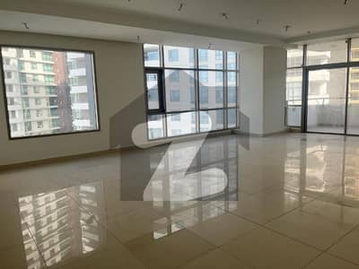 Outclass Apartment For Rent In Emaar