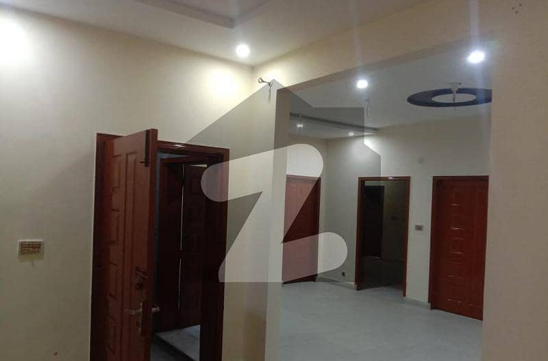 لاھور موٹروے سٹی لاہور میں 4 کمروں کا 7 مرلہ مکان 1.05 کروڑ میں برائے فروخت۔
