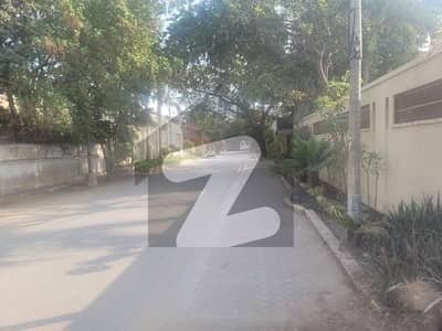 ڈی ایچ اے فیز 6 ڈی ایچ اے ڈیفینس,کراچی میں 1 کنال رہائشی پلاٹ 8.55 کروڑ میں برائے فروخت۔