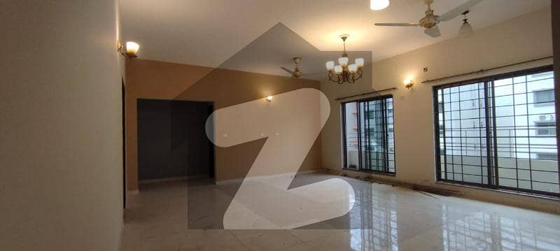 Neat and Clean Condition 10 Marla 3 Beds Apartment For Rent In Askari-11