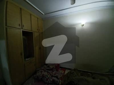 سمن آباد ۔ بلاک این سمن آباد,لاہور میں 3 کمروں کا 12 مرلہ مکان 56.0 ہزار میں کرایہ پر دستیاب ہے۔