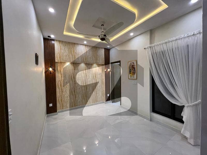 سینٹرل پارک ہاؤسنگ سکیم لاہور میں 3 کمروں کا 4 مرلہ مکان 1.2 کروڑ میں برائے فروخت۔