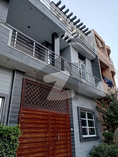 الرحیم گارڈن فیز ۵ جی ٹی روڈ,لاہور میں 4 کمروں کا 5 مرلہ مکان 1.82 کروڑ میں برائے فروخت۔