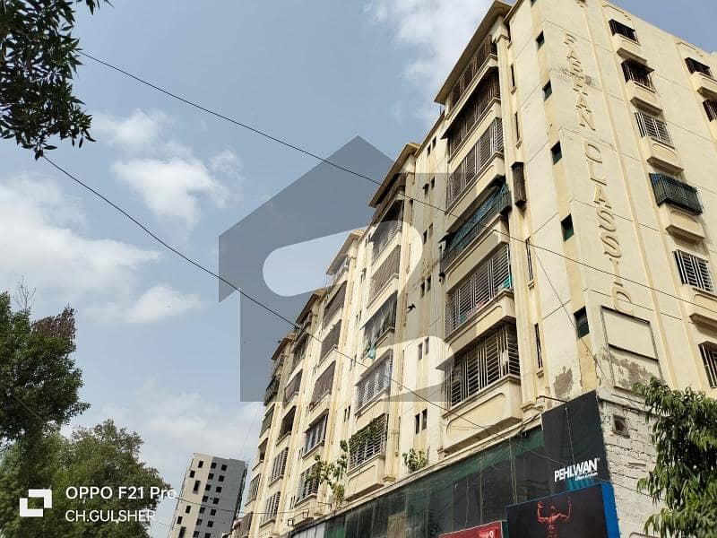 2 bed DD Flat Available For Sale in Gulistan e jauhar
