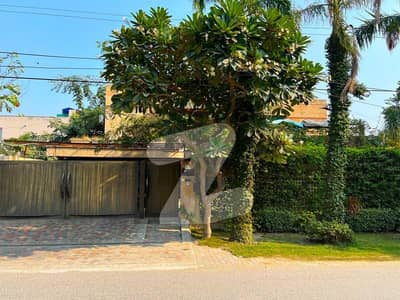 20 Marla Used House For Sale On Hot Location