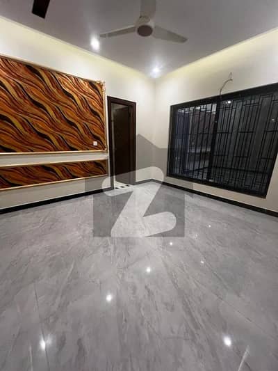 گلبرگ گرینز گلبرگ,اسلام آباد میں 2 کمروں کا 4 مرلہ فلیٹ 1.2 کروڑ میں برائے فروخت۔