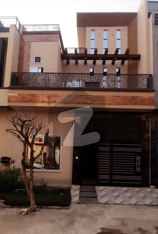 الرحیم گارڈن فیز ۵ جی ٹی روڈ,لاہور میں 5 کمروں کا 5 مرلہ مکان 1.99 کروڑ میں برائے فروخت۔