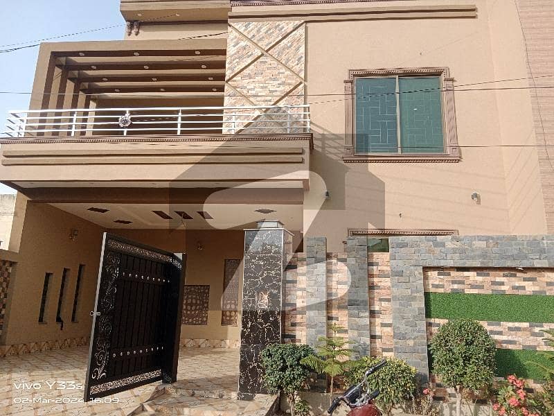 9.5 Marla Brand New House For Sale In Wapda Twon