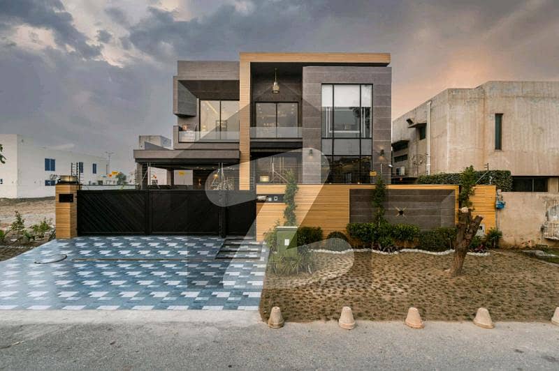 Modern Design 01 Kanal Brand New Luxury House Is Available For Sale In DHA Phase-6