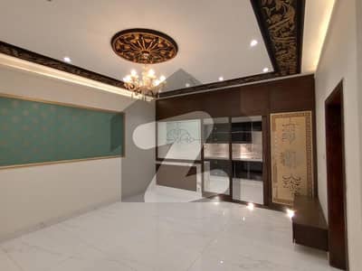 ایڈن ایگزیکیٹو ایڈن گارڈنز,فیصل آباد میں 4 کمروں کا 5 مرلہ مکان 2.25 کروڑ میں برائے فروخت۔
