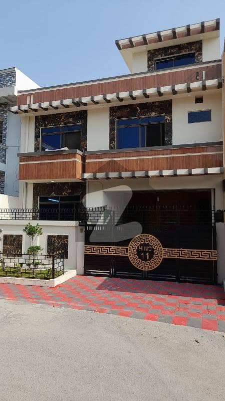G 13 30x60 Triple Storey House For Rent