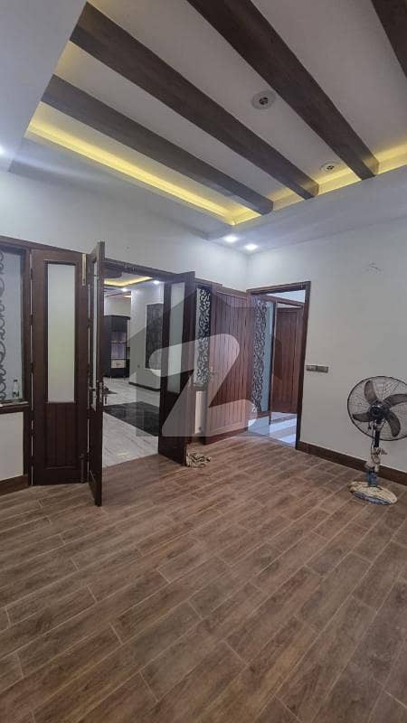 240 Square Yards Lower Portion For Sale In Gulshan-E-Iqbal Town