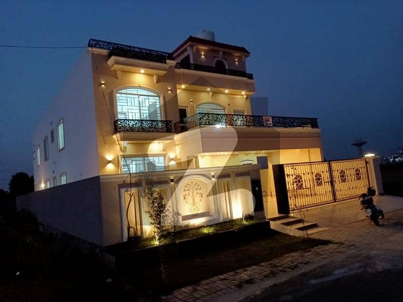 BRAND NEW HOUSE DOUBLE STOREY 1 KANAL KHAYABAN E AMIN SOCIETY BEAUTIFUL HOUSE FOR SALE INVESTMENT OPPORTUNITY TIME OWNER BUILD TOP LOCATION