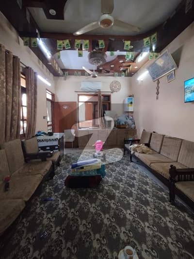 سندھ بلوچ ہاؤسنگ سوسائٹی گلستانِ جوہر,کراچی میں 6 کمروں کا 5 مرلہ مکان 3.35 کروڑ میں برائے فروخت۔