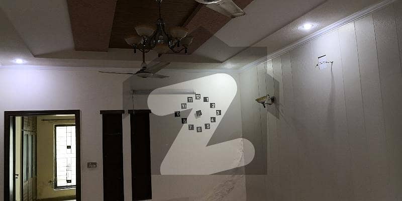 واپڈا ٹاؤن لاہور میں 2 کمروں کا 10 مرلہ زیریں پورشن 65.0 ہزار میں کرایہ پر دستیاب ہے۔