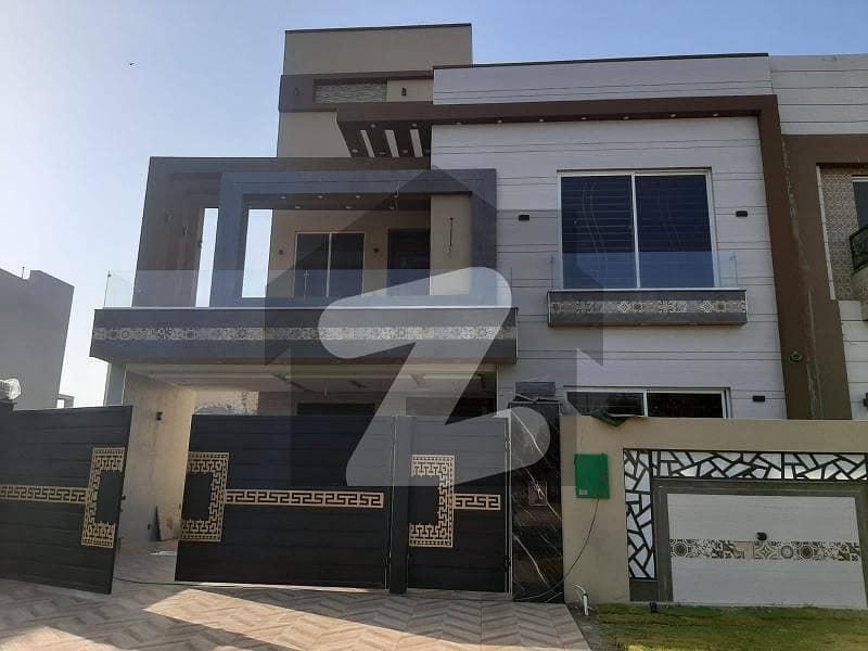 10 Marla Brand New House For Sale In Bahria Orchard - Central District Lahore