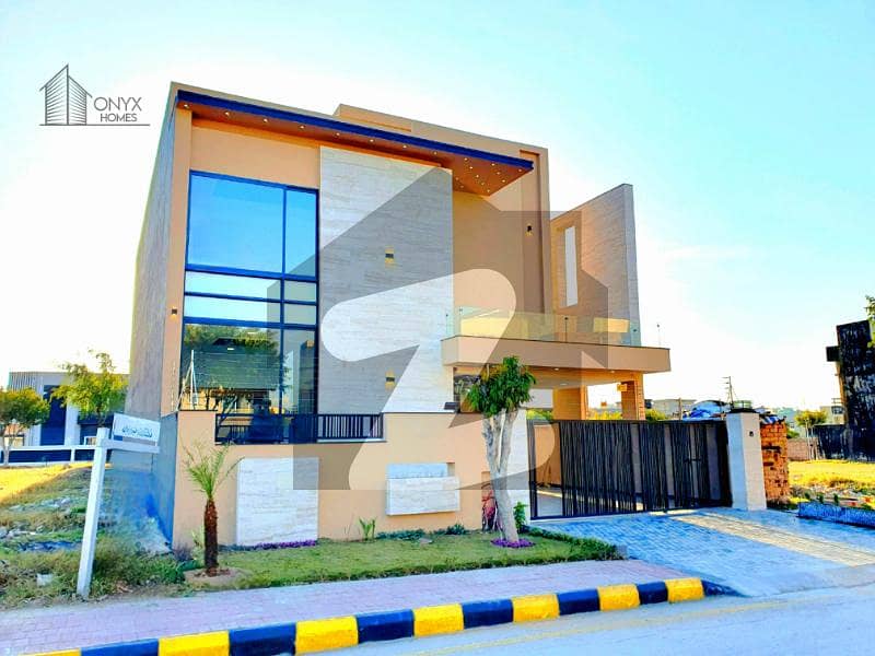 Luxury House With Decent Interior In Bahria Overseas