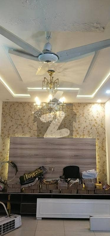 واپڈا ٹاؤن فیز 1 واپڈا ٹاؤن,لاہور میں 4 کمروں کا 5 مرلہ مکان 90.0 ہزار میں کرایہ پر دستیاب ہے۔