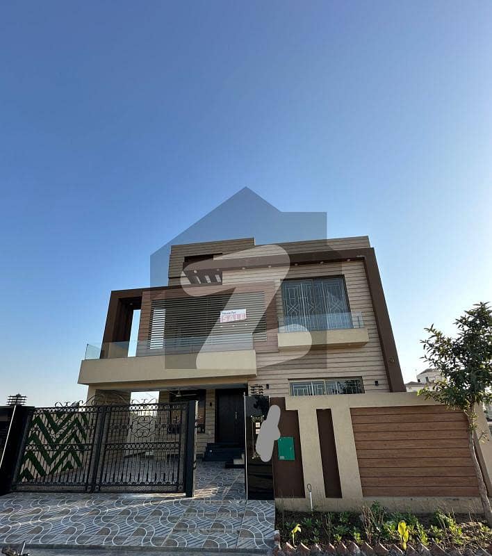 10 Marla Brand New Basement House In Golf View Residencia Block Bahria Town Lahore