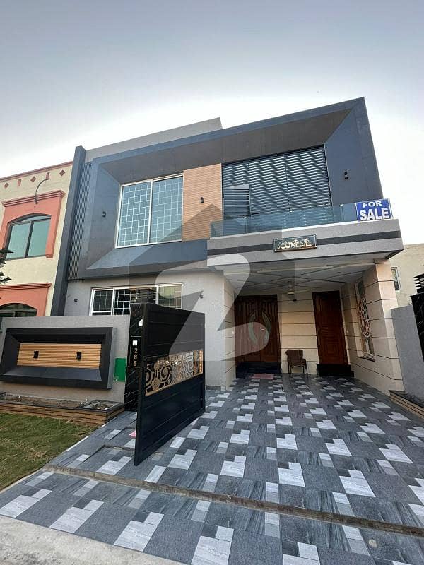 5.5 Marla Modern Luxury House For Sale In Ali Block Sector C Bahria Town Lahore