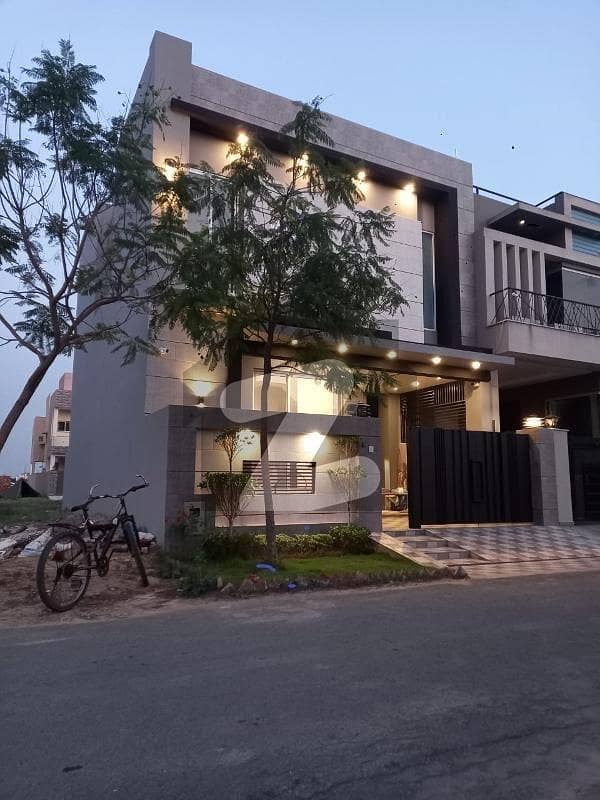 5 MARLA HOUSE AVAILABLE FOR SALE IN DHA 9 TOWN A BLOCK