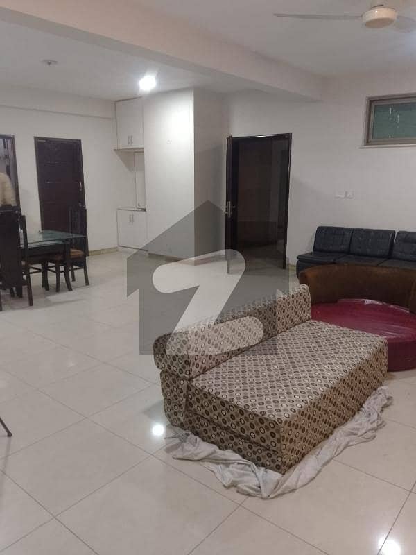 ماڈل ٹاؤن ۔ بلاک این ایکسٹینشن ماڈل ٹاؤن,لاہور میں 2 کمروں کا 5 مرلہ فلیٹ 75.0 ہزار میں کرایہ پر دستیاب ہے۔
