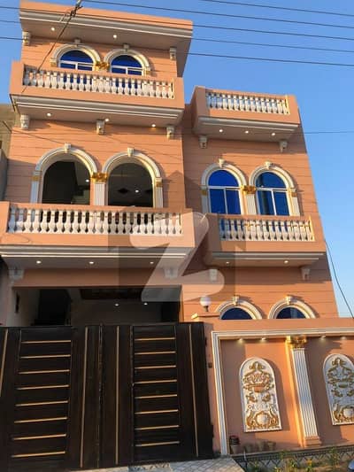 الاحمد گارڈن ہاوسنگ سکیم جی ٹی روڈ,لاہور میں 4 کمروں کا 5 مرلہ مکان 1.42 کروڑ میں برائے فروخت۔