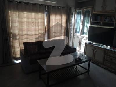 پی سی ایس آئی آر ہاؤسنگ سکیم فیز 1 پی سی ایس آئی آر ہاؤسنگ سکیم,لاہور میں 5 کمروں کا 15 مرلہ مکان 5.75 کروڑ میں برائے فروخت۔