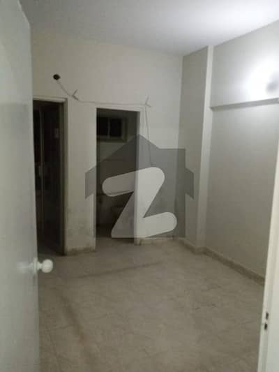 2 Bad Lounge Flat For Sale