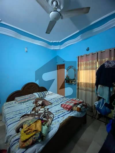 گلستانِ جوہر کراچی میں 2 کمروں کا 5 مرلہ مکان 2.65 کروڑ میں برائے فروخت۔