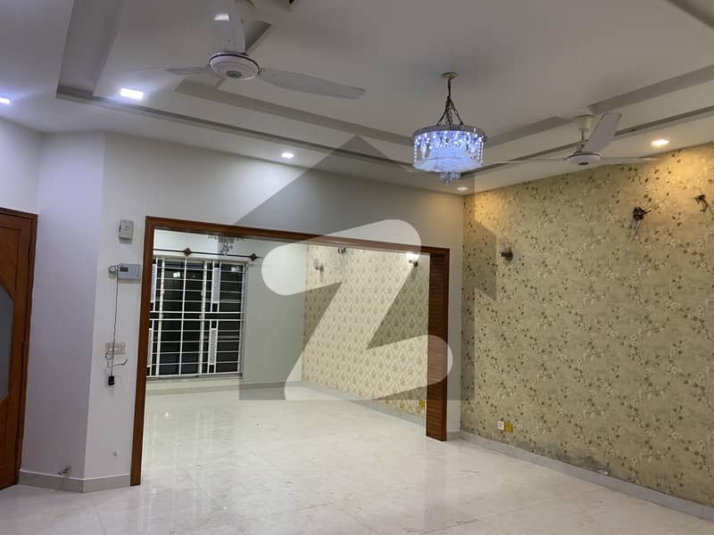 10 Marla Like Brand New Hous e For Rent In DD Block Bahria Town Lahore